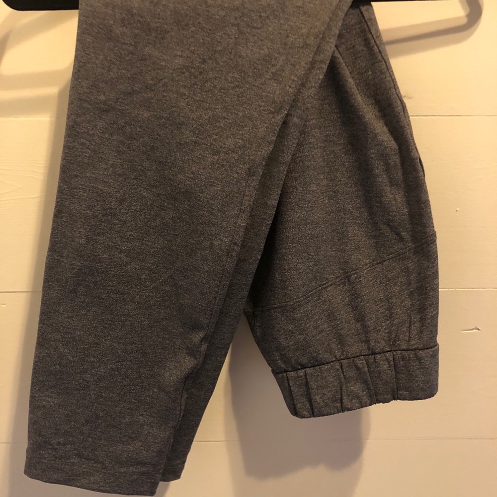 lululemon on the fly pant